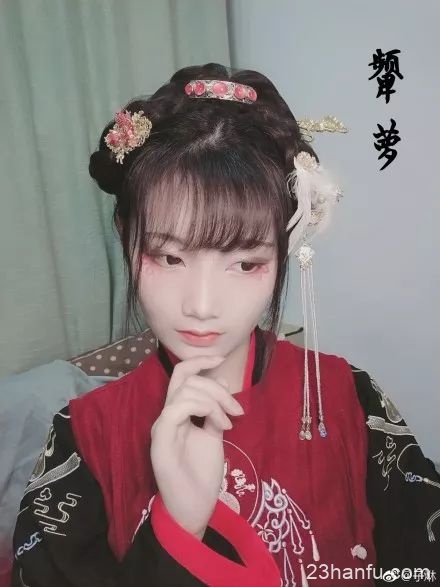 【Hanfu Hairstyle】Eight Steps to Complete a Playful and Refreshing Hanfu Hairstyle-1