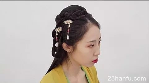 【Hanfu Hairstyles】Gentle Hairstyles Suitable for Ladies with Medium to Long Hair-29