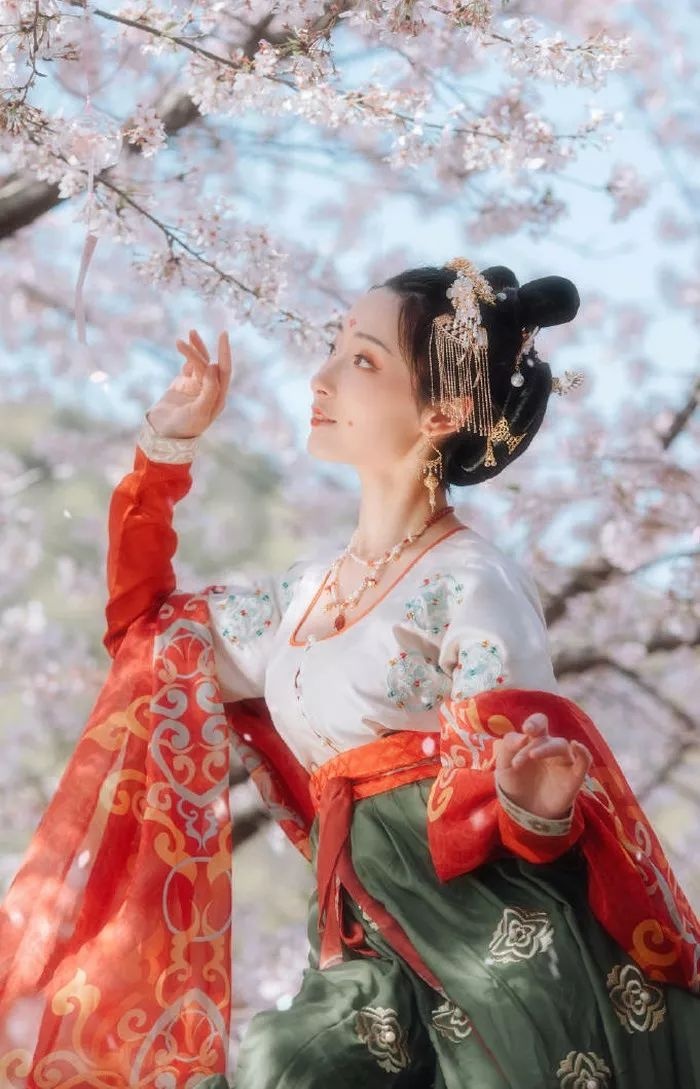 【Hanfu Makeup】Teach You a Versatile Hanfu Makeup Style, Super Easy to Master!-29