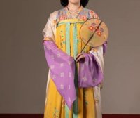 The Gorgeous Beauty Of Mid Tang Dynasty Dress