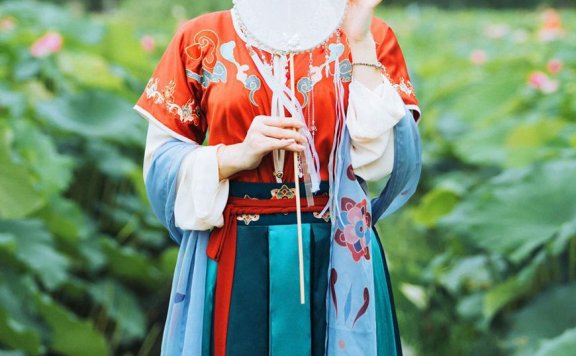 Why Is There A Hanfu Fever In China? | 2020 FashionHanfu