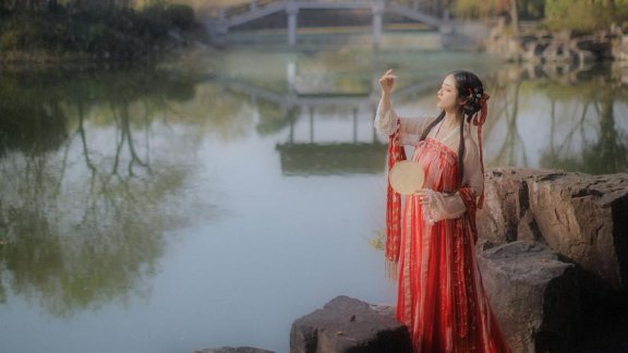 Girls in Hanfu on the Street, Pictures of Girls in Hanfu on the Street