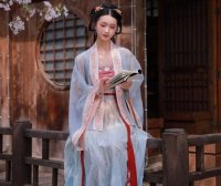 Hanfu for Girls in 2023: Reviving the Precious Heritage of Chinese Culture