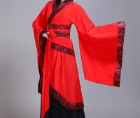 Splendid Bloom: Ming Dynasty-style Hanfu Fashion Show in the Late Ming Aesthetic