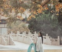 Images and Videos of Little Girls in Traditional Hanfu with Ancient Chinese Hairstyles