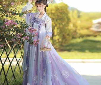 Is it hot to wear modernized Hanfu in summer? Modernized Hanfu fashion