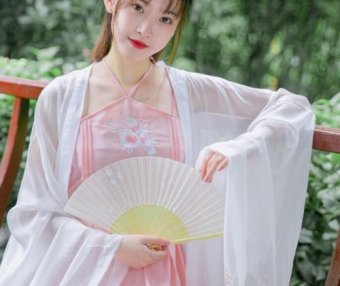 Places in Wuzhen Suitable for Wearing Hanfu, and Places in Guangzhou Suitable for Wearing Hanfu for Dining