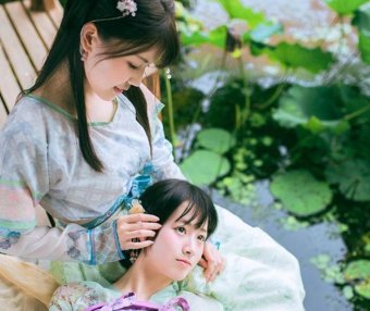 Girls Wearing Hanfu and Matching Clothes, Pictures of Girls Wearing Hanfu