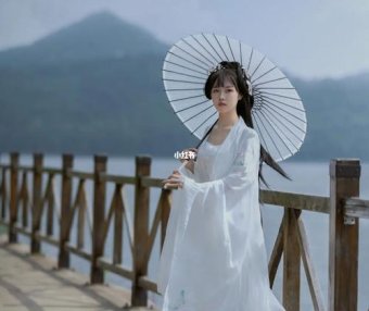 Ancient Style Hanfu Princess Loses Her Innocence, Ancient Style Hanfu Princess Images