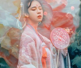 How to Style Ancient-Chic Hairstyles Without Wearing Hanfu, and How to Use Hair Forks with Hanfu Hairstyles