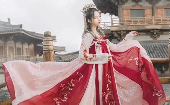 Children’s Deer-Themed Traditional Hanfu, Design Patterns